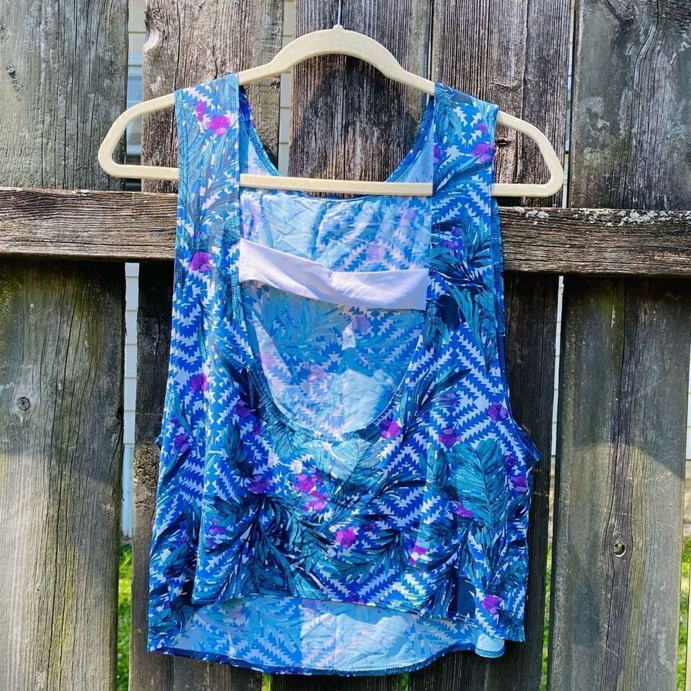 ‎Soul Cycle Performance Printed Open Back Tank | S - Picture 3 of 3